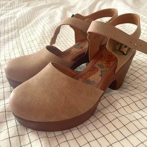 BOC Natasha clogs, heeled sandals